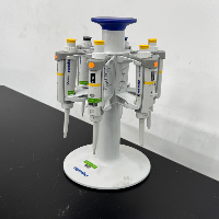 Eppendorf Research Plus Single Channel Pipettes and Stand image 1